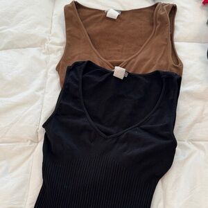 2 Elegant Black and Brown V Neck Sleeveless Top.  Knit Body-Con One Size